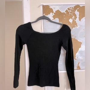 F21 Scoop Basic Long Sleeves Top